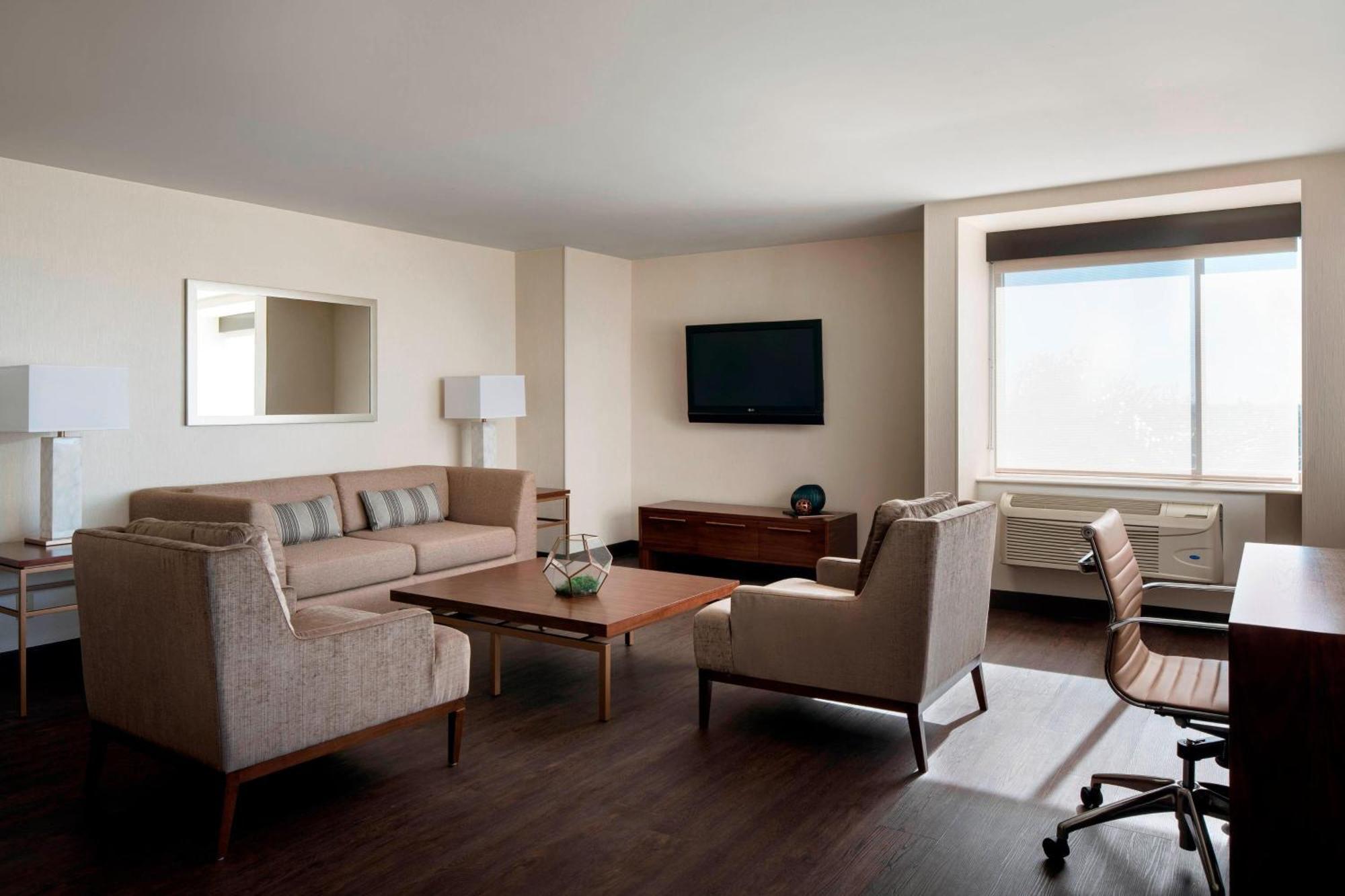 Marriott At California State 3*