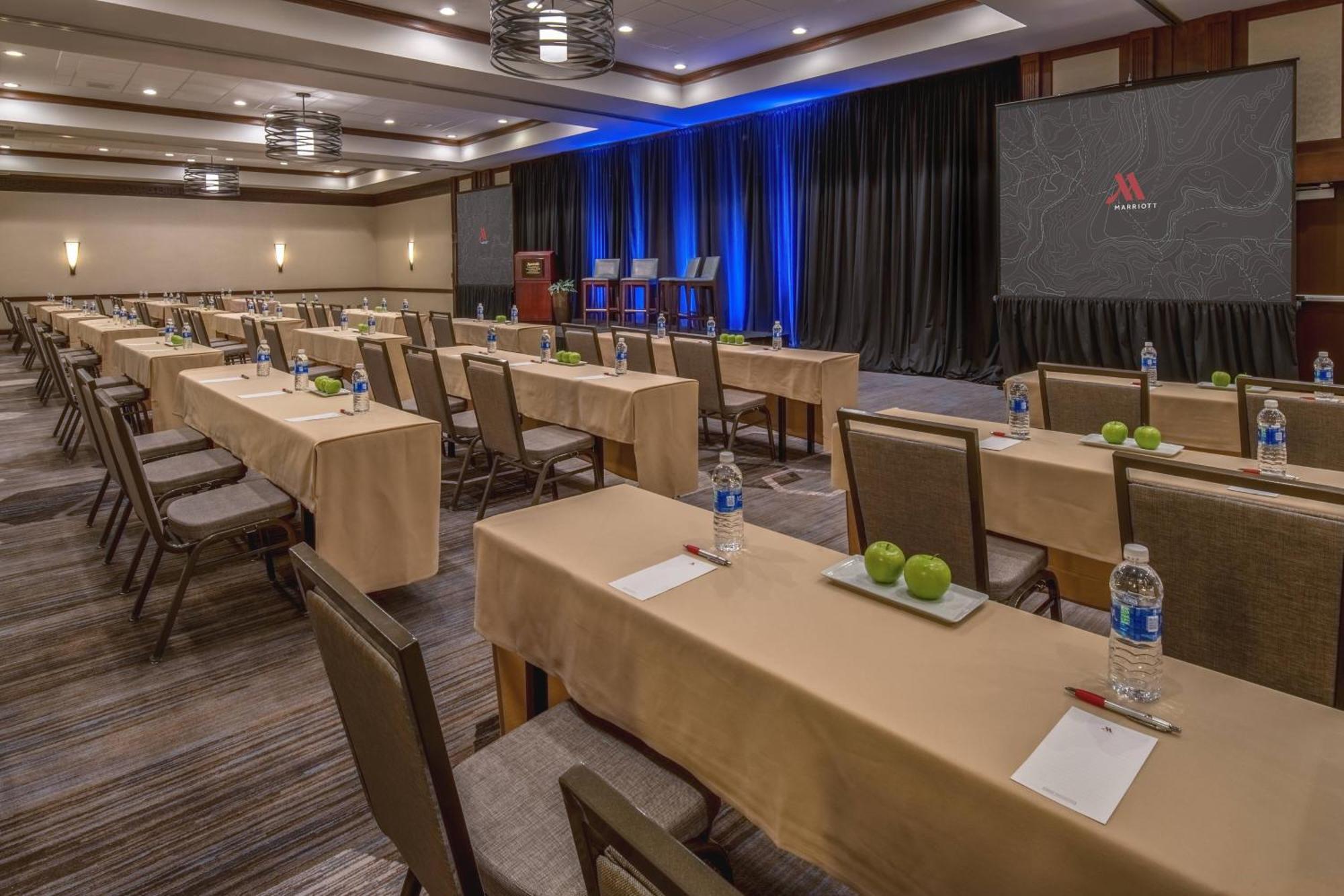 Marriott At California State Fullerton