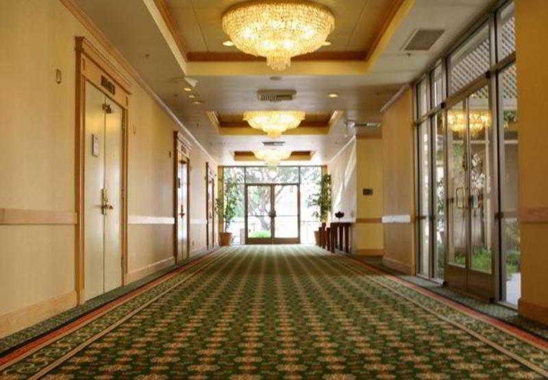 Marriott At California State Fullerton