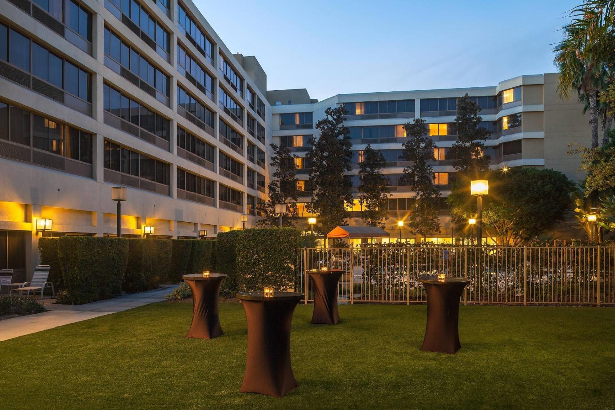 Hotel Marriott At California State Fullerton